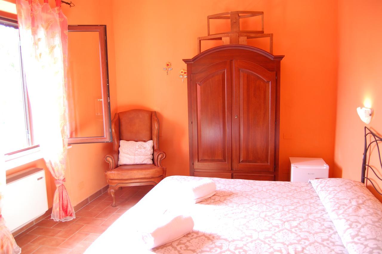 Mariani Bed&Breakfast カステッリーナ・イン・キアンティ シエナ エクステリア 写真